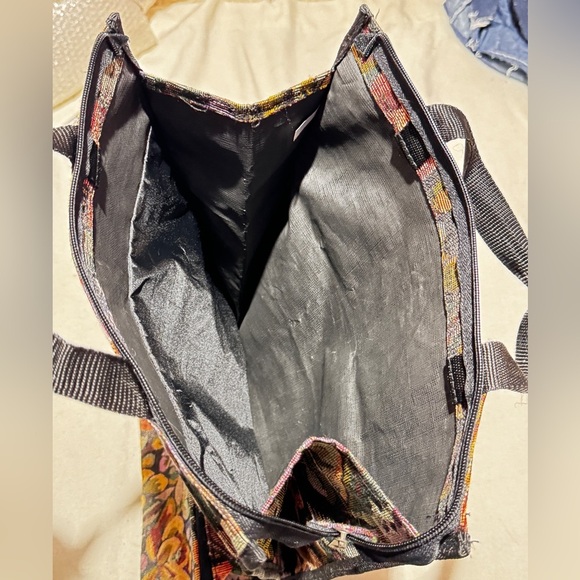 Vintage-Style Floral Tapestry Rolling Cart Tote with Wheels - Picture 10 of 10